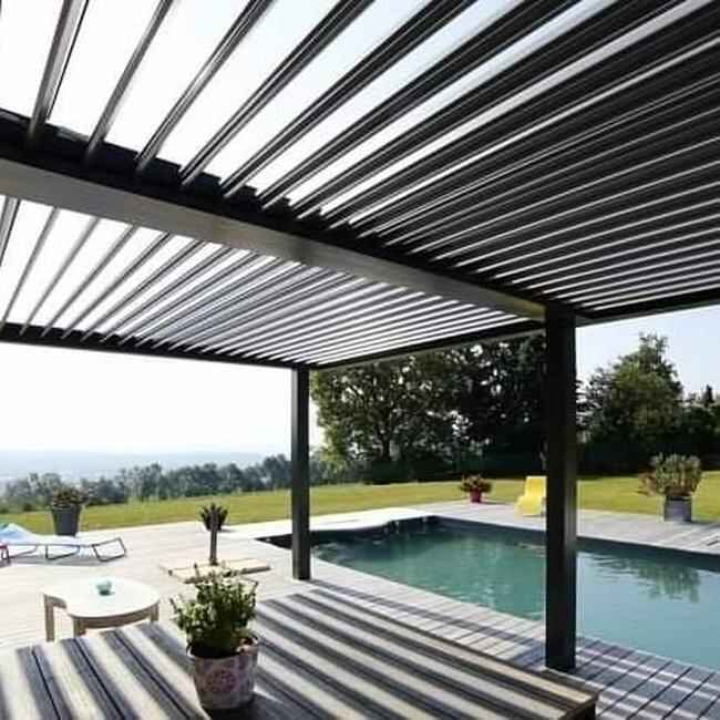 Bioclimatic Pergola in Canada